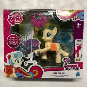 My Little Pony Explore Equestria Miss Pommel Runaway Show + Scan & Play